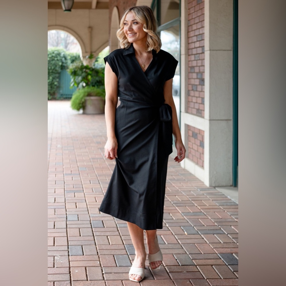 NWT Liverpool Los Angeles X Nordstrom Collared Wrap Dress in Black